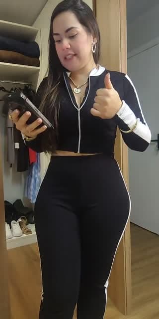 @daiaeenepassos TikTok live stream