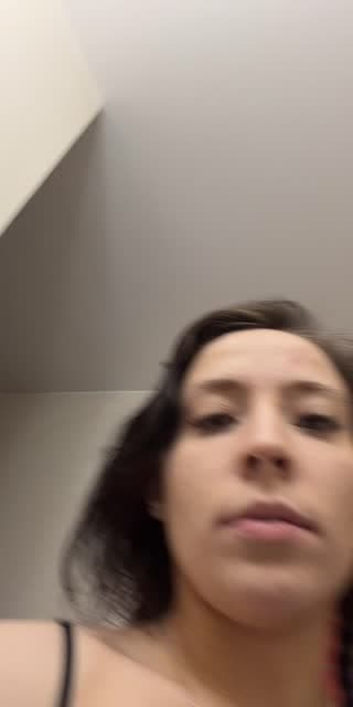 @sarahrupard20 TikTok live from 2026-05-11
