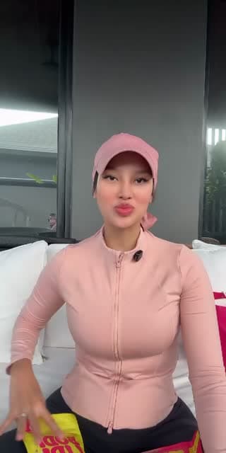 @sashaabdaziz TikTok live stream
