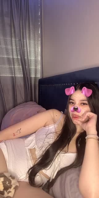 TikTok live: Ayúdame con la galería?🧡 18+ by @.saphyy
