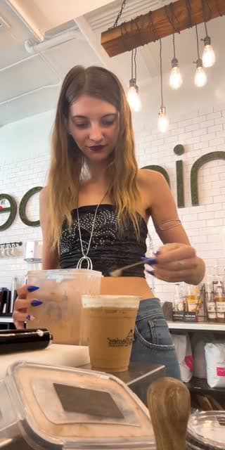 make lattes w me 🙈