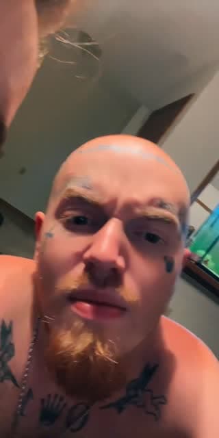 TikTok live: Talk to me ! by @oldmopwaterjuice