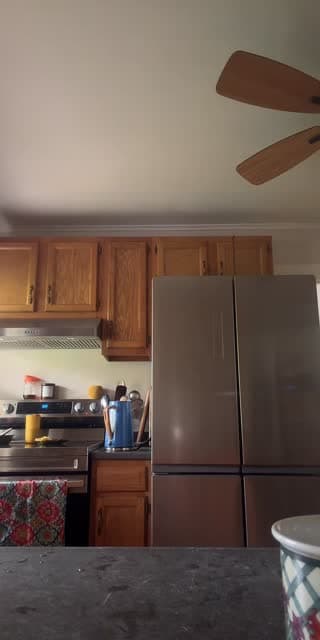TikTok live: Coffee by @lilleepepper