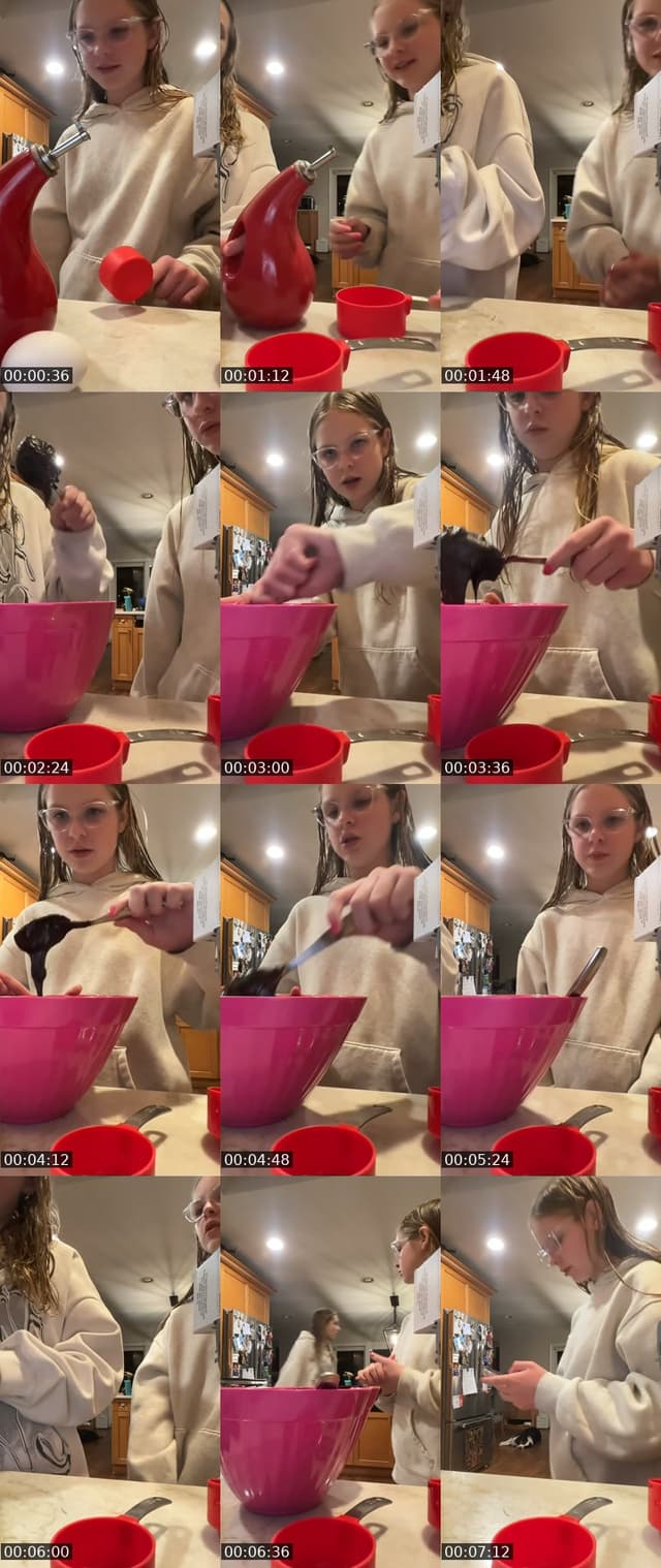 TikTok live: GOING IN THE POOL, BABY HUNTA!! by @11thtimesthecharm112797