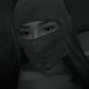@h0llytyy_