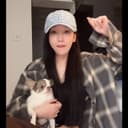 @vvyuee