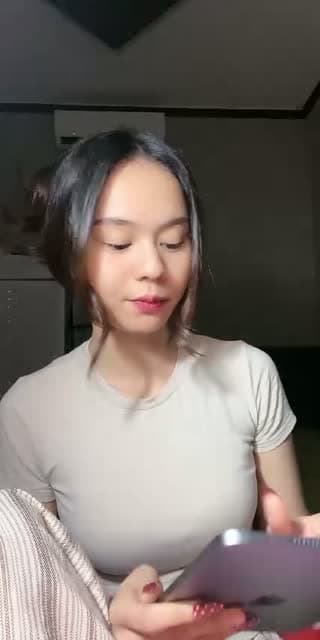 @xshncoi TikTok live stream