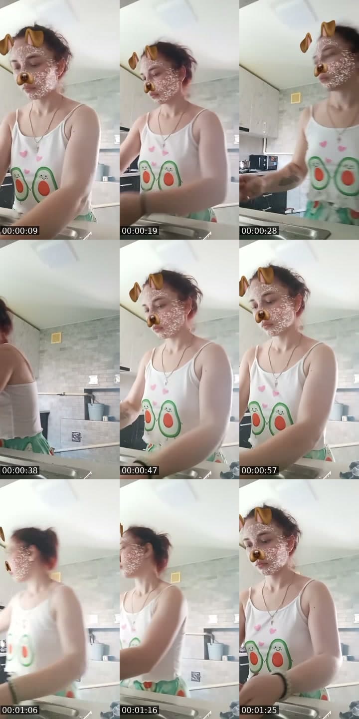 @alinkaholosii TikTok live stream