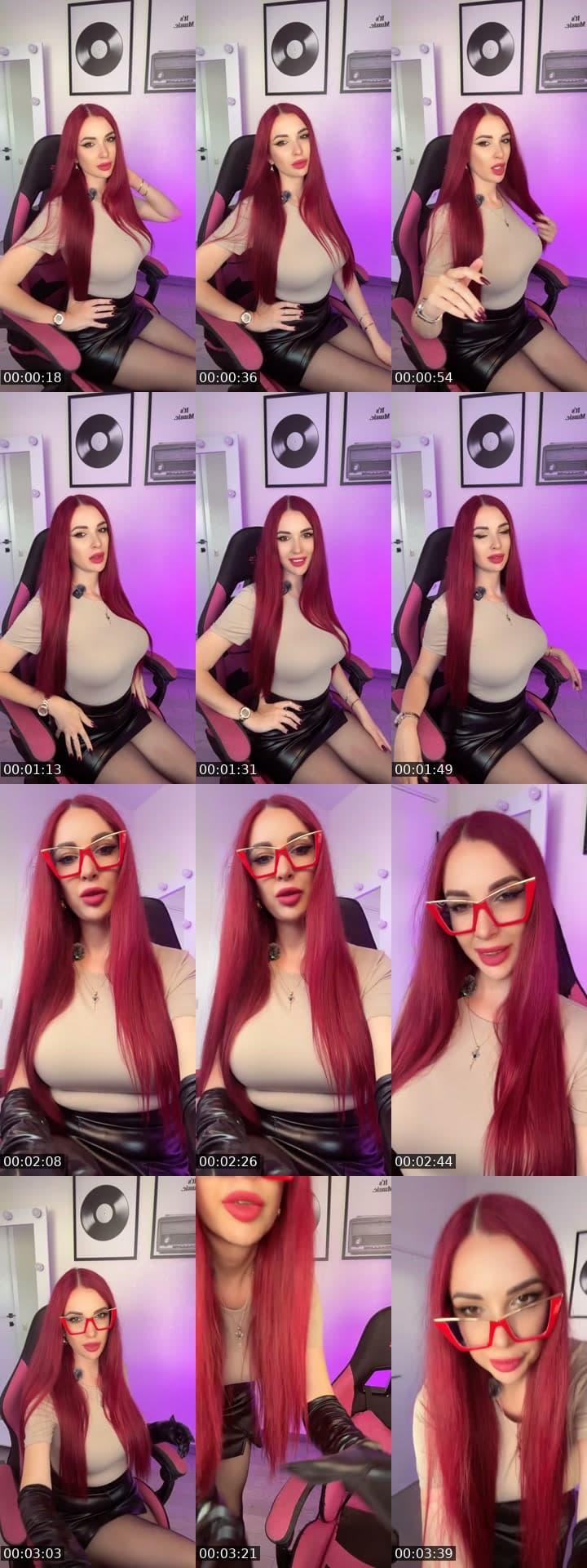 @vickyfoxi TikTok live stream
