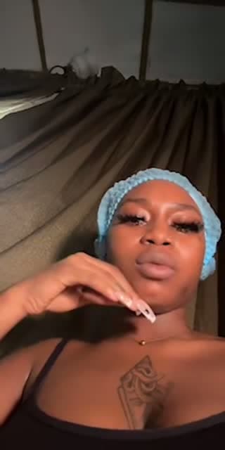 @british_amy TikTok live