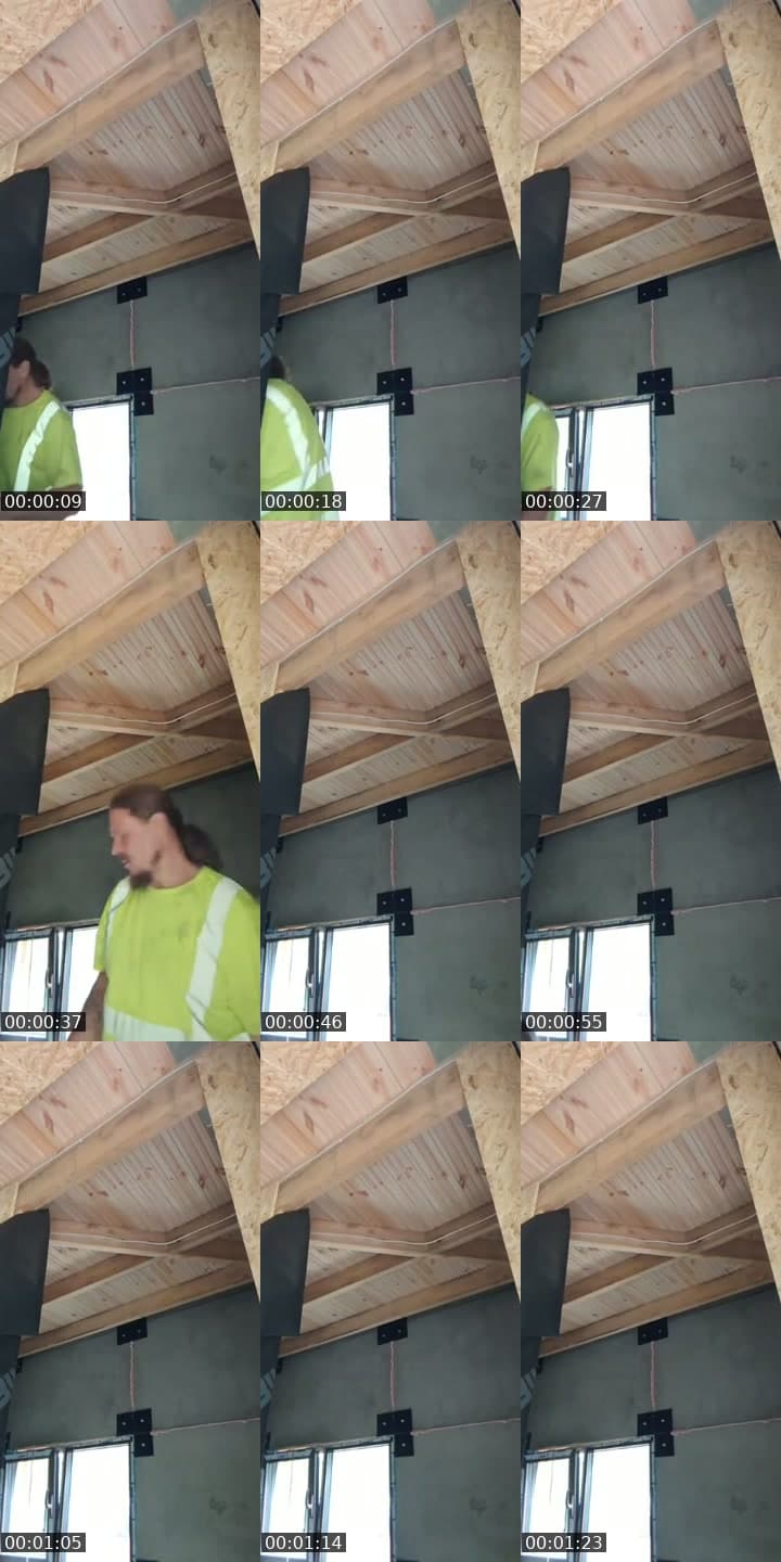 @andressarapuuga TikTok live stream