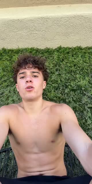 @kai2niche TikTok live stream