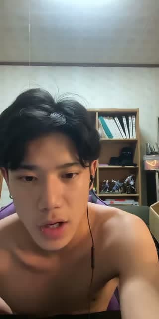 lets LIVE✨11：30から予約ばとる