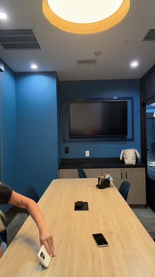 @angrykenziesmith TikTok live stream