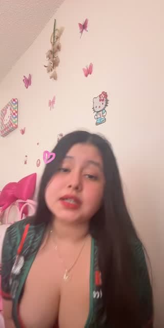 @mami.monse420 TikTok live stream