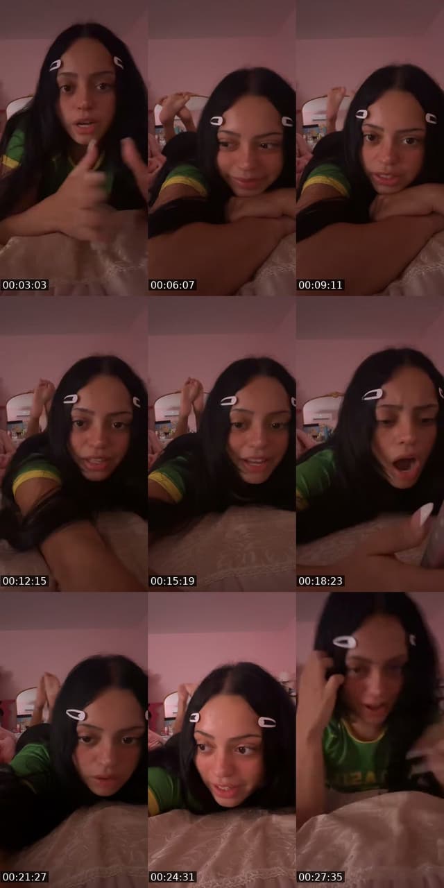 TikTok live: Hey by @hatsunelils