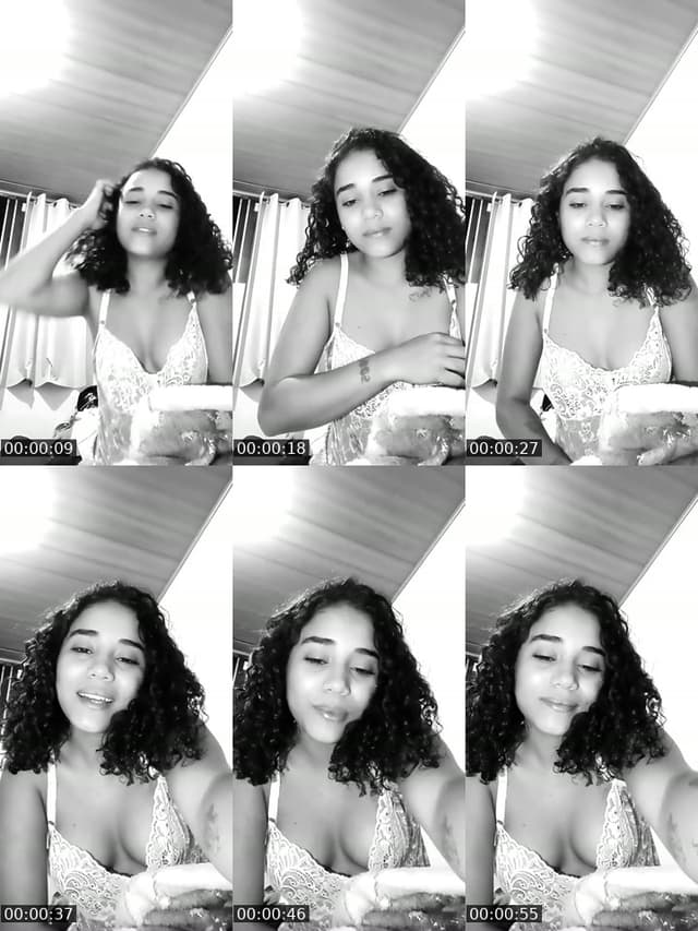 @_julianasanttos TikTok live