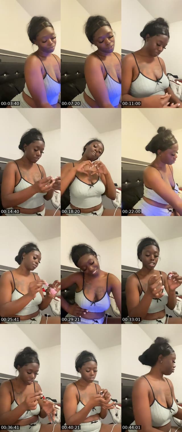 TikTok live: Talk to me nice 💨🍑🔥 by @thicklilshh