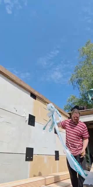 @andressarapuuga TikTok live