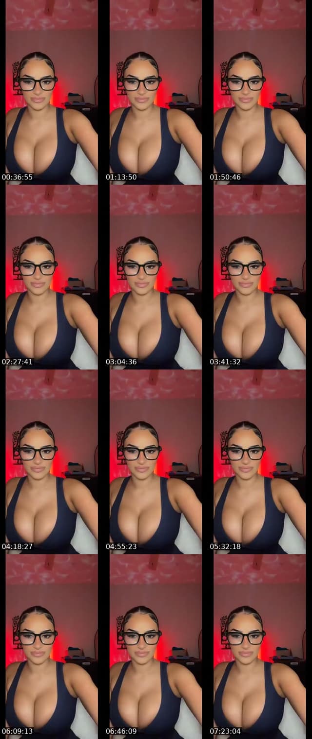 @monicabaezzz TikTok live