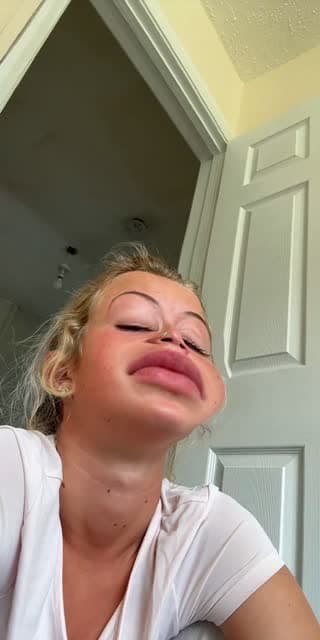 @allannah.unknown444 TikTok live