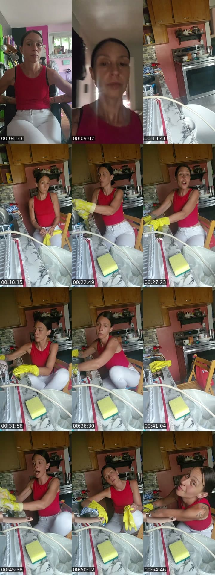 @megs.belcastro TikTok live stream